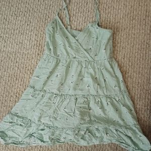 Light green, patterned dress